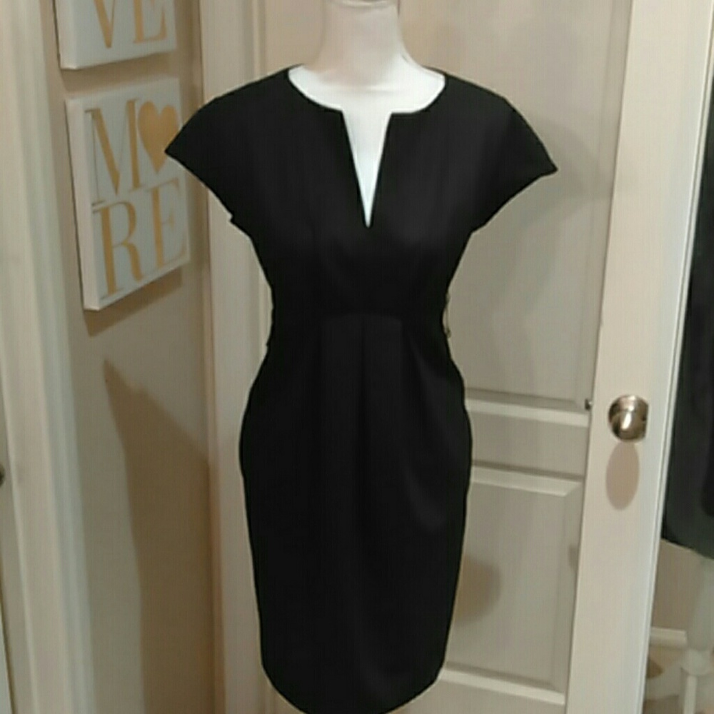 Perfect little black Ann Taylor Dress sz 6